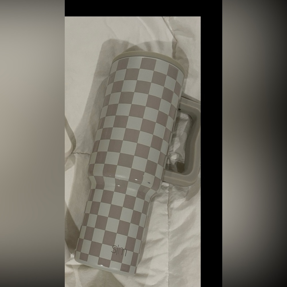 Simple Modern checkered tumbler